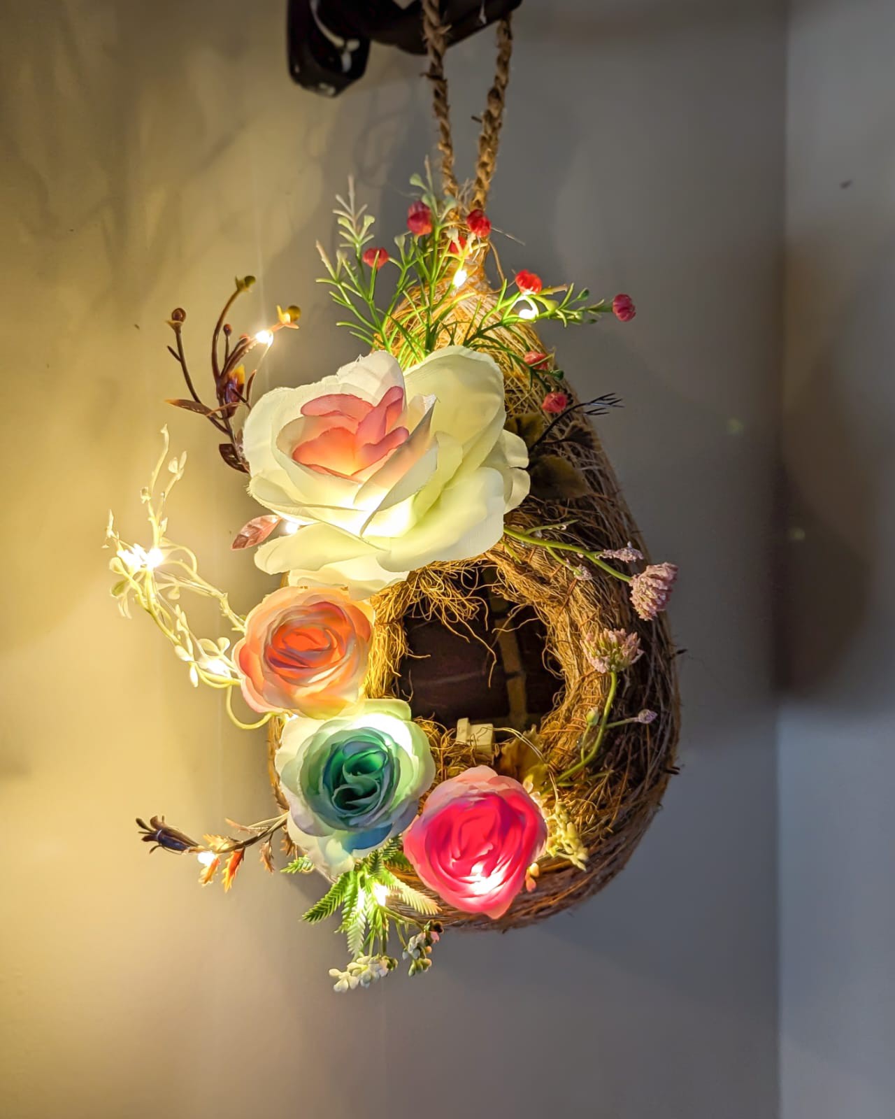 Bird Nest with Rose MRG02