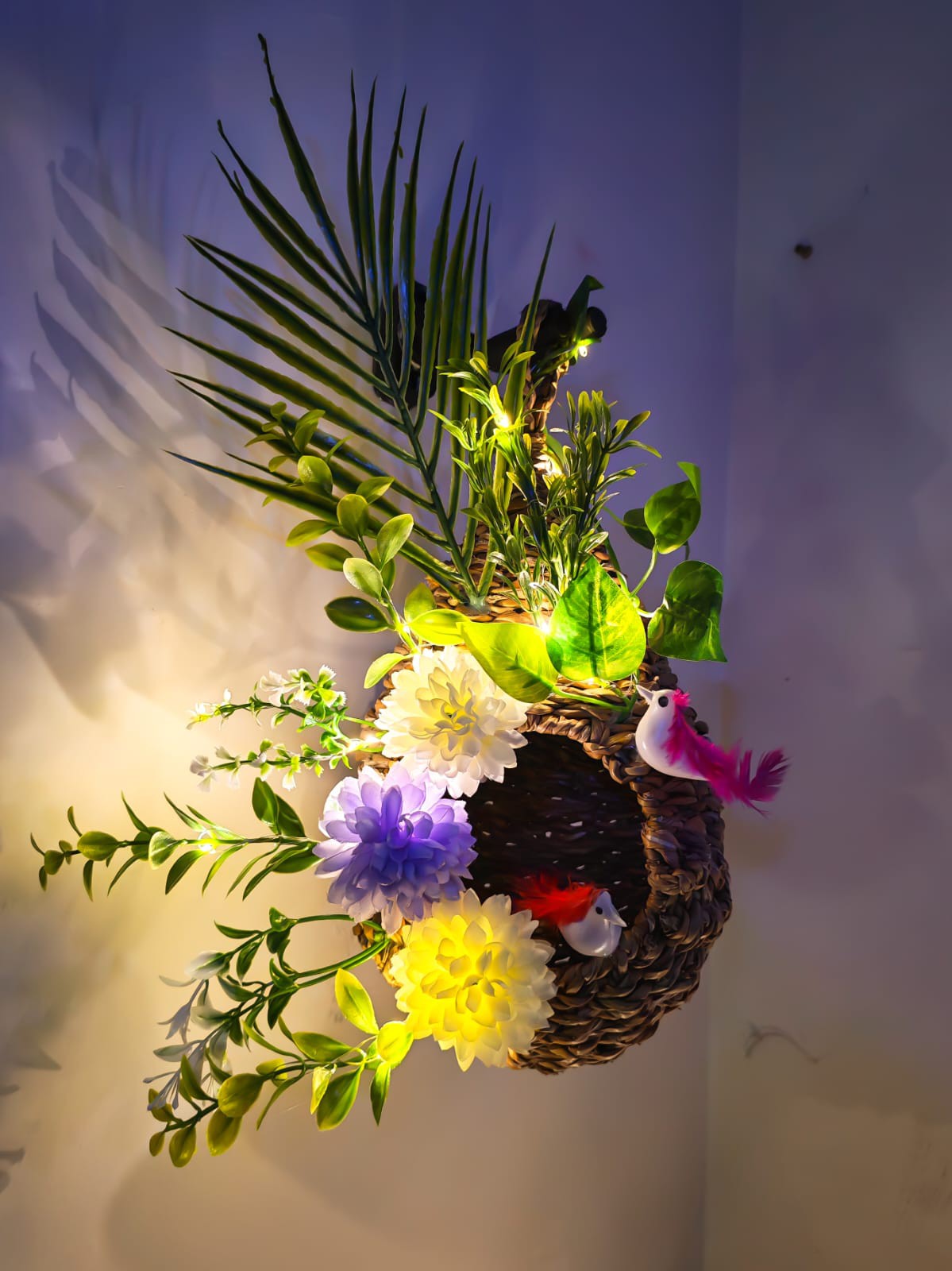 Bird Nest with Rubber Flower HKB05