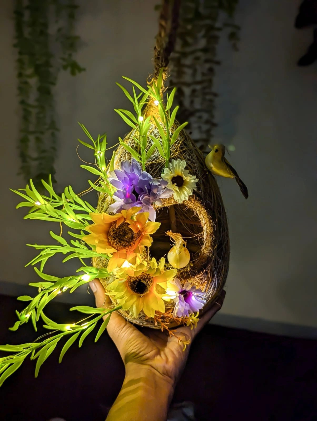 Bird Nest with Mix Flower MG02