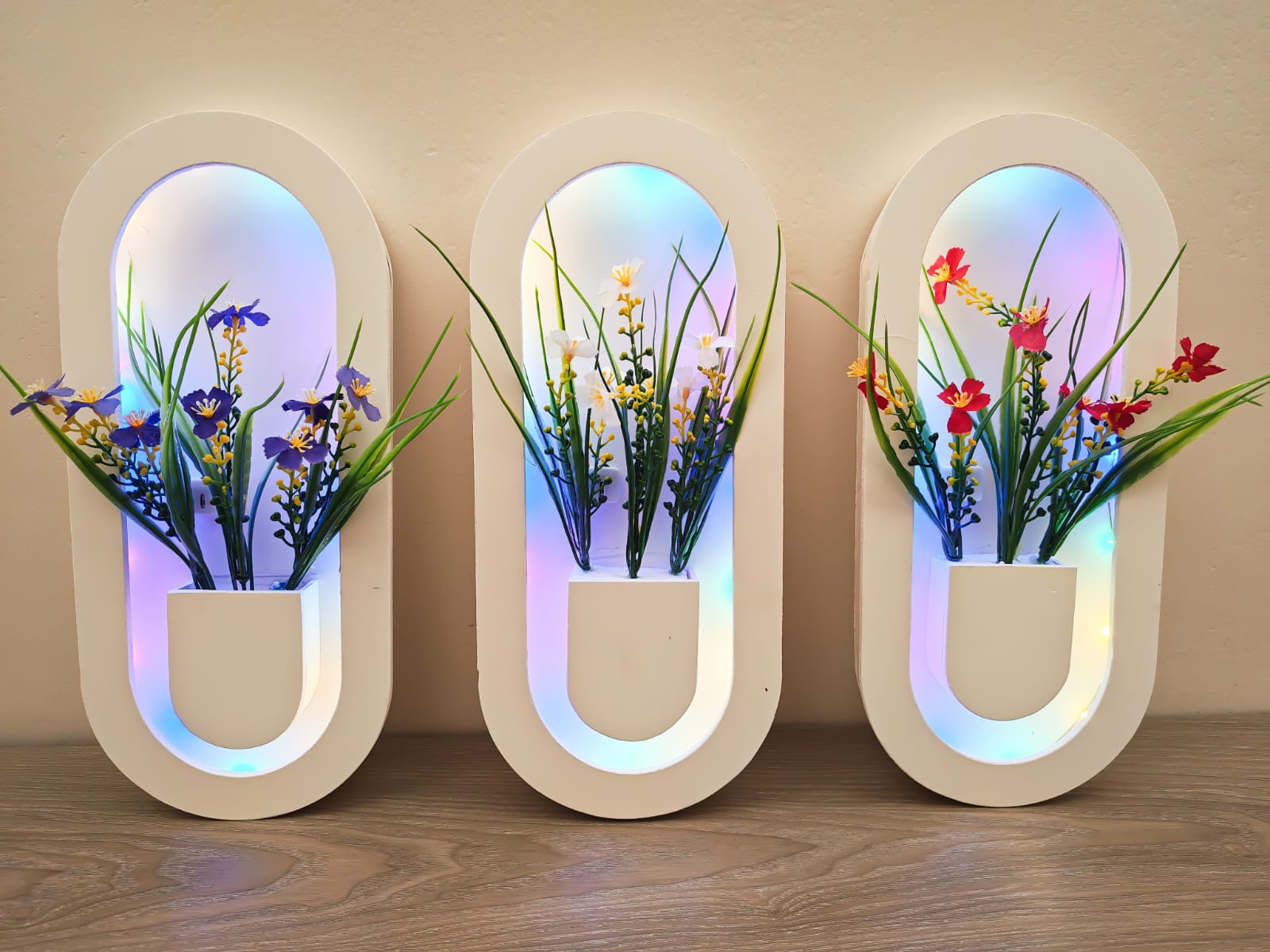 Capsule Glow Vase Gash Flower 3pcs Combo Multi