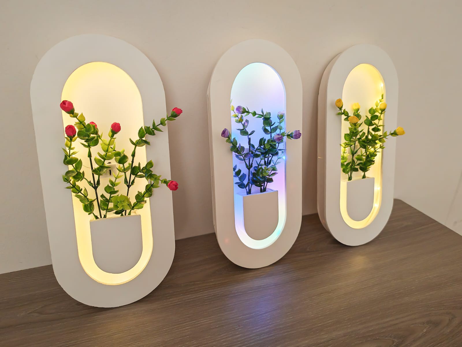Capsule Glow Vase Tulip Flower 2pcs Golden+1pcs Multi Combo